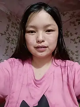 Snapshot of Linna-bae chatting on July 20, 12:18 pm Linna-bae online show from July 20, 12:18 pm