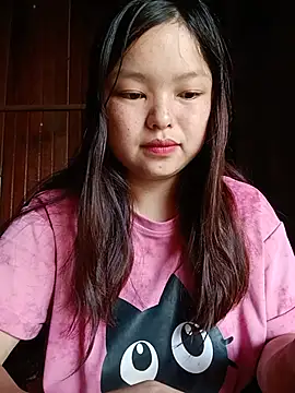 Snapshot of Linna-bae chatting on July 22, 12:02 am Linna-bae online show from July 22, 12:02 am