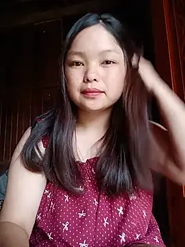 Snapshot of Linna-bae chatting on July 23, 12:24 am Linna-bae online show from July 23, 12:24 am