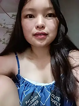 Snapshot of Linna-bae chatting on July 26, 12:01 pm Linna-bae online show from July 26, 12:01 pm