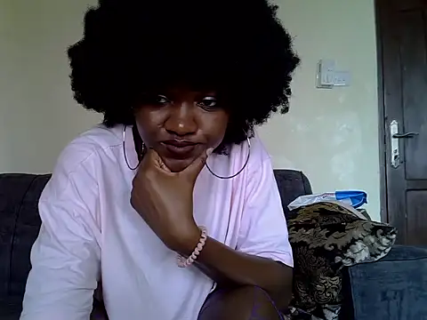 Snapshot of Urfavvduo chatting on July 15, 8:52 am Urfavvduo online show from July 15, 8:52 am