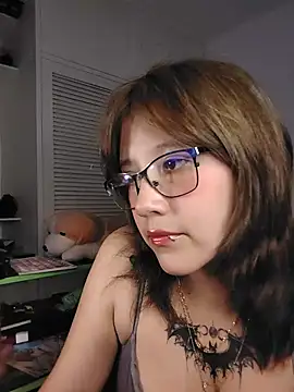 Snapshot of Belcetnat chatting on June 25, 7:51 pm Belcetnat online show from June 25, 7:51 pm