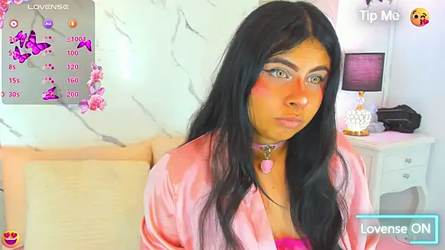 DanniValencia online show from July 22, 1:47 pm