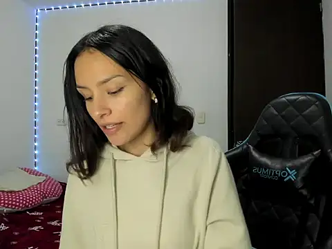 Megan blue   online show from June 9, 10:21 pm