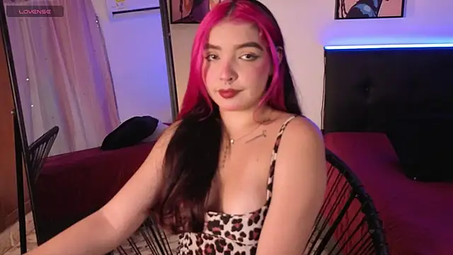 Maia Mancini5 online show from July 8, 8:13 pm