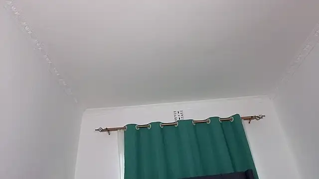 Snapshot of Fluffy_Pillows chatting on July 17, 8:21 am Fluffy Pillows online show from July 17, 8:21 am