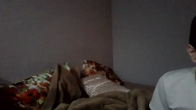 Snapshot of perfect_us696 chatting on June 6, 4:28 am perfect us696 online show from June 6, 4:28 am