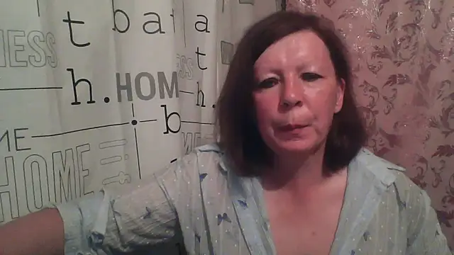 Snapshot of Schastlivaya43 chatting on June 28, 6:58 pm Schastlivaya43 online show from June 28, 6:58 pm