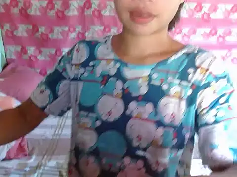 Snapshot of Itsme_Foxy_Shantale chatting on June 27, 12:59 am Itsme Foxy Shantale online show from June 27, 12:59 am