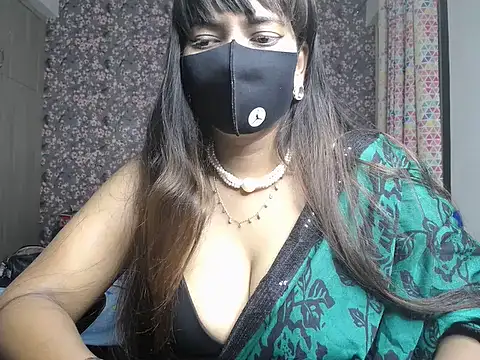 Snapshot of Goddess_Ruhii chatting on June 11, 4:38 pm Goddess Ruhii online show from June 11, 4:38 pm