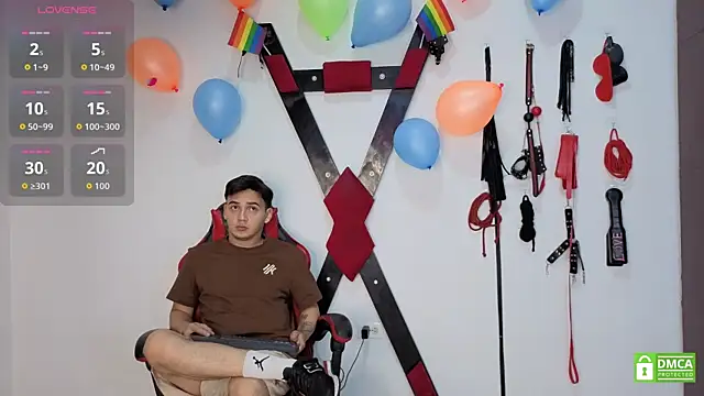 Snapshot of Nicolas_AthleticBoy chatting on July 12, 8:11 pm Nicolas AthleticBoy online show from July 12, 8:11 pm