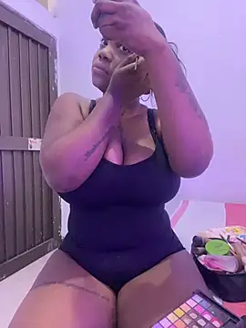Snapshot of Zaarahott chatting on June 27, 4:34 pm Zaarahott online show from June 27, 4:34 pm