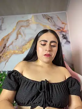 Snapshot of LILI_911 chatting on June 17, 7:37 pm LILI 911 online show from June 17, 7:37 pm