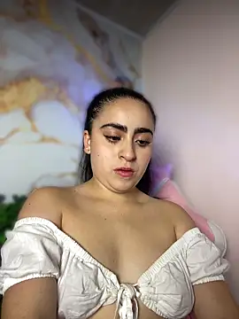 Snapshot of LILI_911 chatting on June 21, 8:11 pm LILI 911 online show from June 21, 8:11 pm