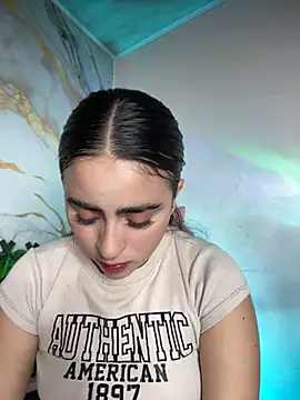Snapshot of LILI_911 chatting on July 18, 8:56 pm LILI 911 online show from July 18, 8:56 pm
