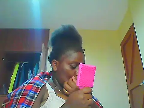Snapshot of biganni_ chatting on July 8, 8:13 pm biganni online show from July 8, 8:13 pm