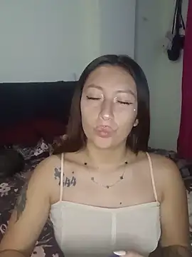 Snapshot of MiaSaen chatting on July 1, 2:46 am MiaSaen online show from July 1, 2:46 am