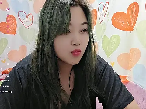 Snapshot of xiaoxi-88 chatting on June 12, 12:04 pm xiaoxi-88 online show from June 12, 12:04 pm