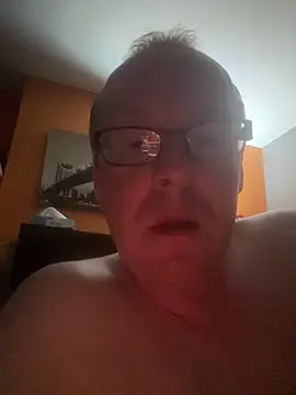 Snapshot of Palered chatting on June 11, 11:03 pm Palered online show from June 11, 11:03 pm