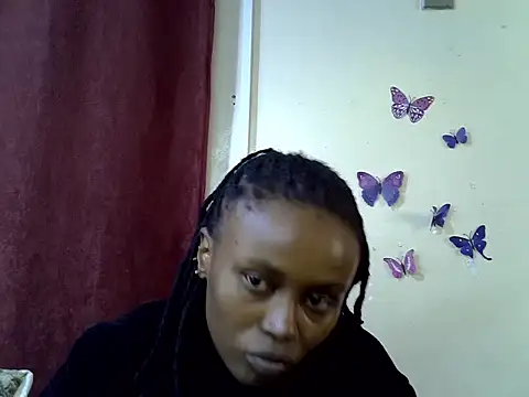 Snapshot of Rasta_tattoooed chatting on June 25, 4:01 am Rasta tattoooed online show from June 25, 4:01 am