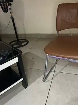 nnnbvv online show from July 18, 5:28 pm