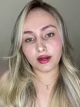 Snapshot of Rositafresitaa chatting on June 16, 1:41 am Rositafresitaa online show from June 16, 1:41 am