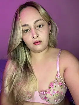 Snapshot of Rositafresitaa chatting on July 21, 12:46 am Rositafresitaa online show from July 21, 12:46 am