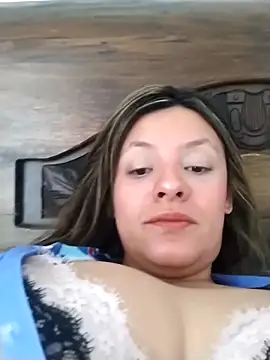 Snapshot of CynthiaMooree chatting on June 13, 3:43 pm CynthiaMooree online show from June 13, 3:43 pm