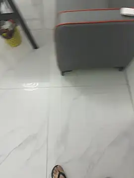 qiqi aiwan online show from June 7, 10:41 am