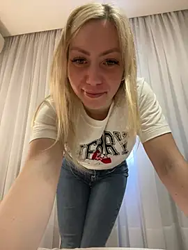 Snapshot of Alana_sc chatting on July 19, 1:15 pm Alana sc online show from July 19, 1:15 pm