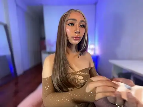 Sugar holly69 online show from June 7, 6:55 pm