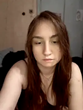 Snapshot of polly_bloomm chatting on July 22, 9:06 pm polly bloomm online show from July 22, 9:06 pm