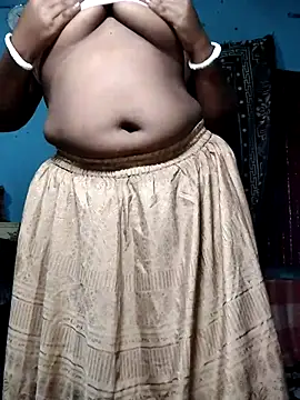 Snapshot of Mis-maya chatting on June 20, 5:21 am Mis-maya online show from June 20, 5:21 am