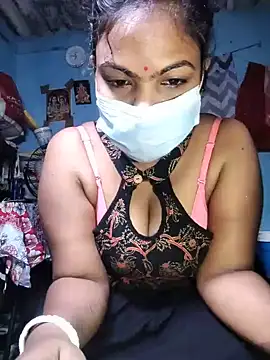 Snapshot of Mis-maya chatting on June 25, 1:16 am Mis-maya online show from June 25, 1:16 am