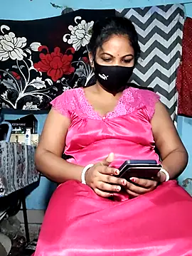Snapshot of Mis-maya chatting on July 13, 3:59 pm Mis-maya online show from July 13, 3:59 pm
