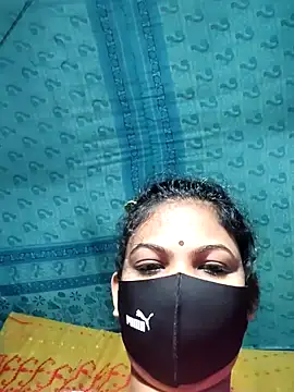 Snapshot of Mis-maya chatting on July 16, 11:33 pm Mis-maya online show from July 16, 11:33 pm