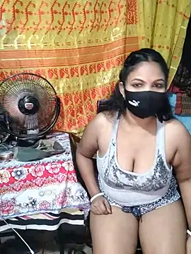 Snapshot of Mis-maya chatting on July 21, 2:30 pm Mis-maya online show from July 21, 2:30 pm