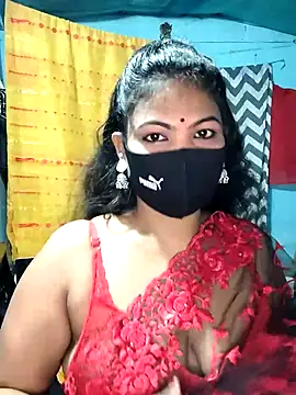 Snapshot of Mis-maya chatting on July 24, 1:58 am Mis-maya online show from July 24, 1:58 am