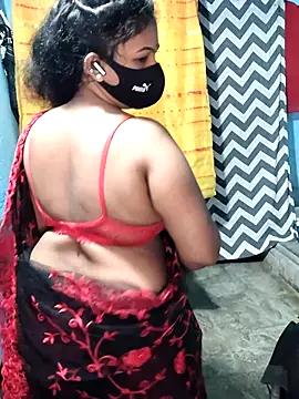 Snapshot of Mis-maya chatting on July 26, 1:47 am Mis-maya online show from July 26, 1:47 am