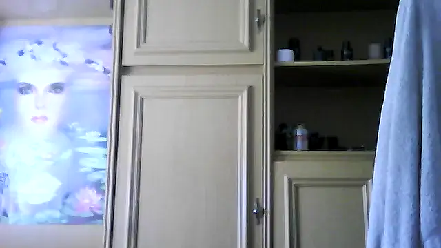Snapshot of phanton29 chatting on June 22, 11:07 am phanton29 online show from June 22, 11:07 am
