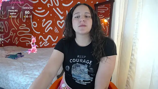 Snapshot of amara_sexi chatting on June 6, 3:39 pm amara sexi online show from June 6, 3:39 pm