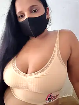 Snapshot of Lusty_mussty chatting on July 23, 7:17 am Lusty mussty online show from July 23, 7:17 am