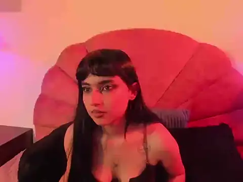 VelvetRaven  online show from June 14, 4:14 am