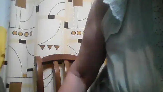 Snapshot of ErikaXShine chatting on June 16, 8:00 pm ErikaXShine online show from June 16, 8:00 pm