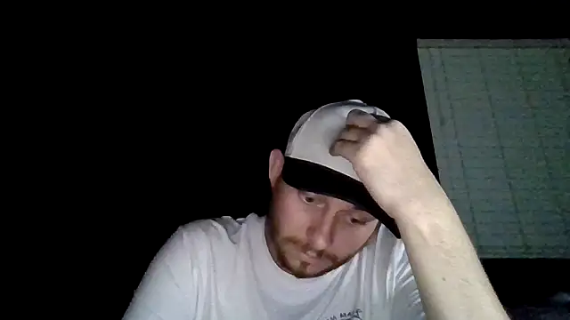 Snapshot of Mikecloudyhawk chatting on July 3, 5:14 am Mikecloudyhawk online show from July 3, 5:14 am