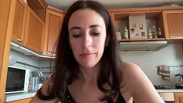 Flamingo Queen online show from July 13, 4:15 am