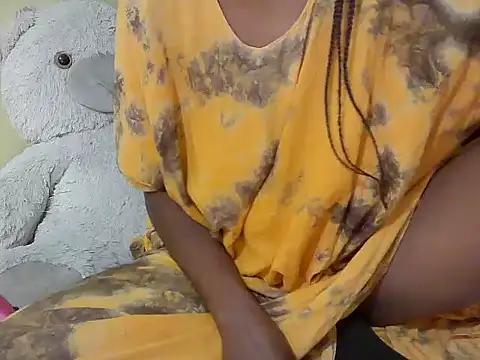 Snapshot of lilmomaa chatting on July 13, 6:55 pm lilmomaa online show from July 13, 6:55 pm