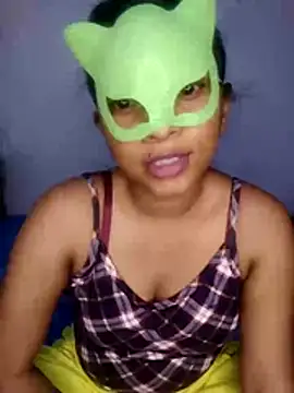 Snapshot of sldoni chatting on June 25, 11:20 pm sldoni online show from June 25, 11:20 pm