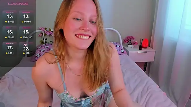 Snapshot of AngelBlaze chatting on June 19, 5:34 am AngelBlaze online show from June 19, 5:34 am