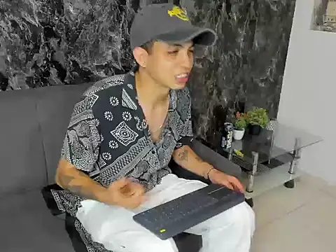 cameron lux77 online show from July 16, 3:45 am